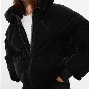 Zara black short puffer coat jacket M new NWT